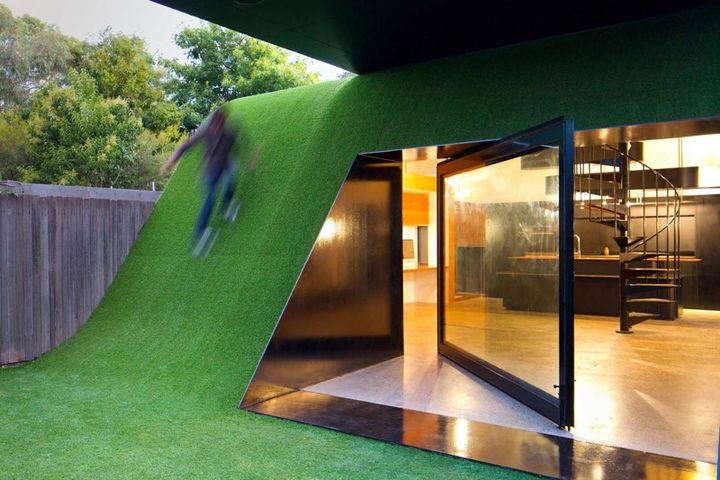 Futuristic House Design 9