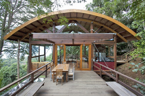 Environment Friendly House In The Brazilian Forest 1