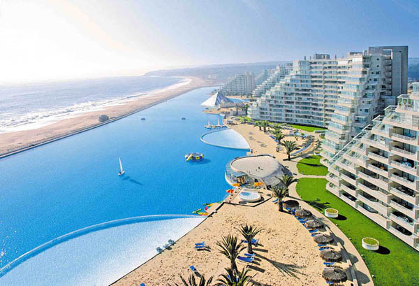 The World’s Largest And Most Impressive Swimming Pool
