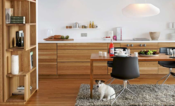 A Modern And Inviting Oak Kitchen