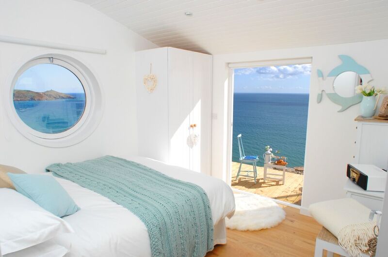 Coastal Style Bedroom