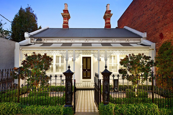 Luxurious And Modern Australian Home