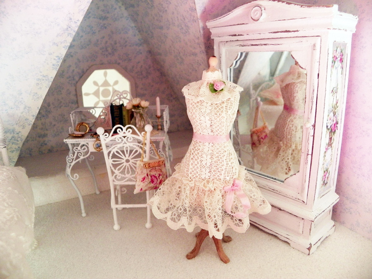 Miniature Boudoir