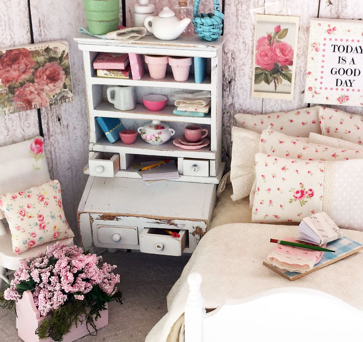 Shabby Chic Dollhouse Bedroom