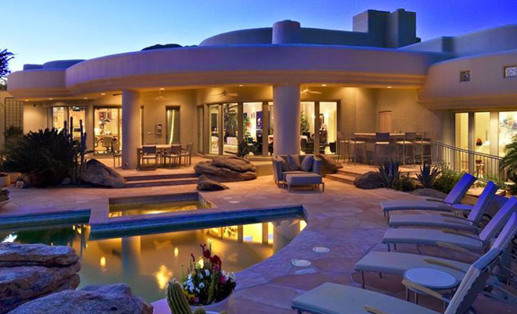 Marvelous House Tucked Away In The Arizona Desert