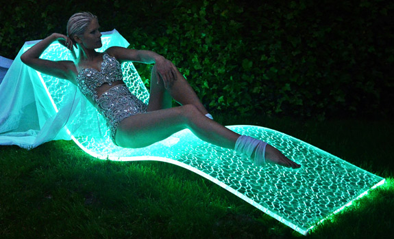 Modern Led Lounge Chair For Your Garden
