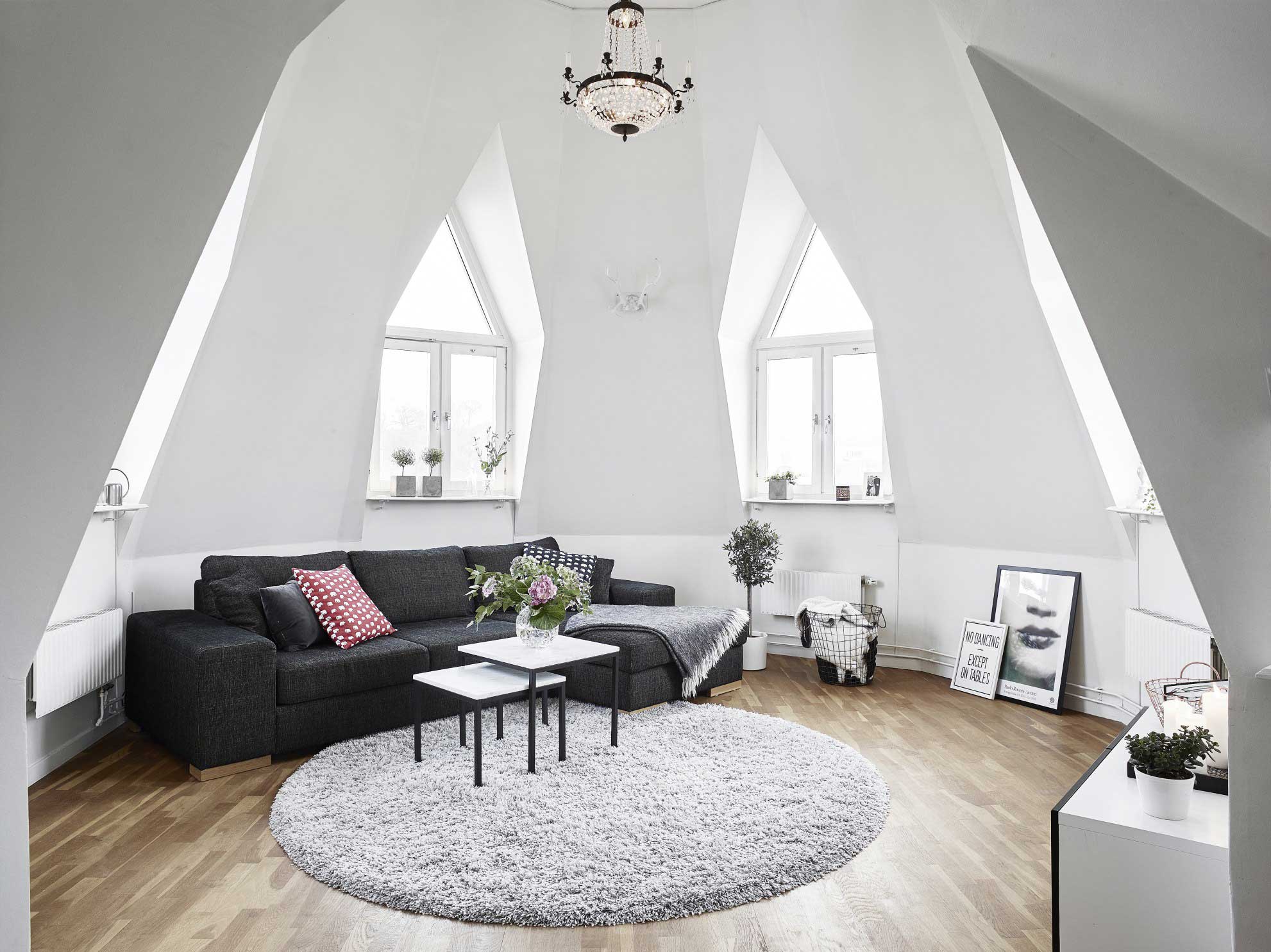 25 Attic Living Room Ideas 7 