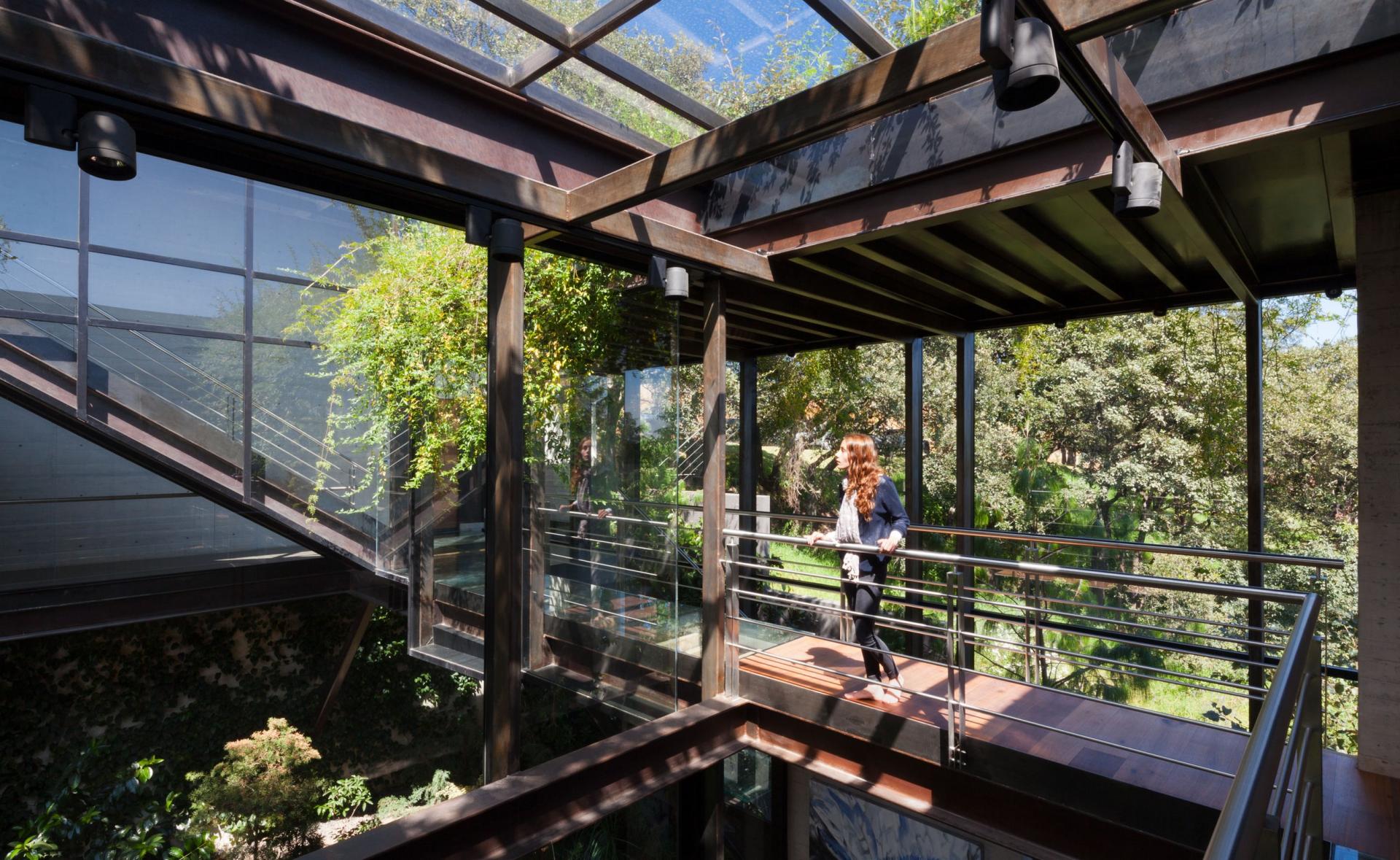 Casa Tepozcuautla - Pathways And Stairs Between Levels