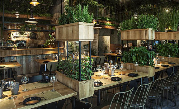 Segev Kitchen Garden: A Natural Restaurant Interior Design