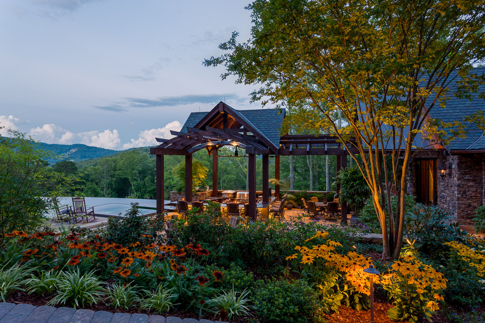 Relaxing Outdoor Space In A Mountain Retreat