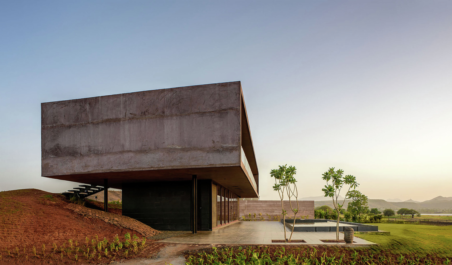 Contemporary concrete architecture