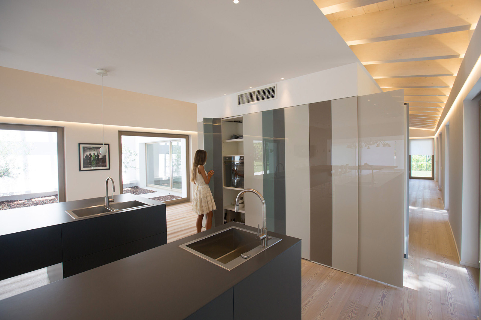 Contemporary Kitchen