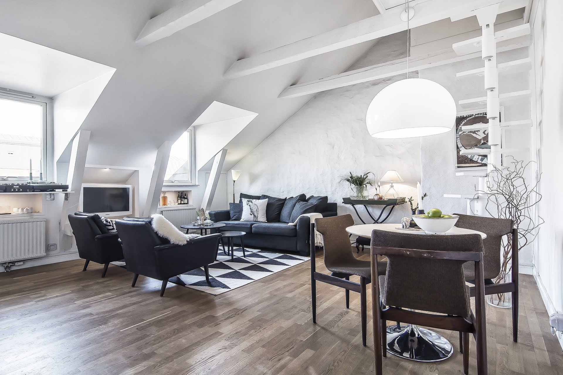 Black And White Apartment - Living-Dining-Room