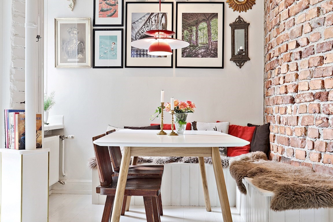 Eclectic Scandinavian Apartment-Breakfast Table