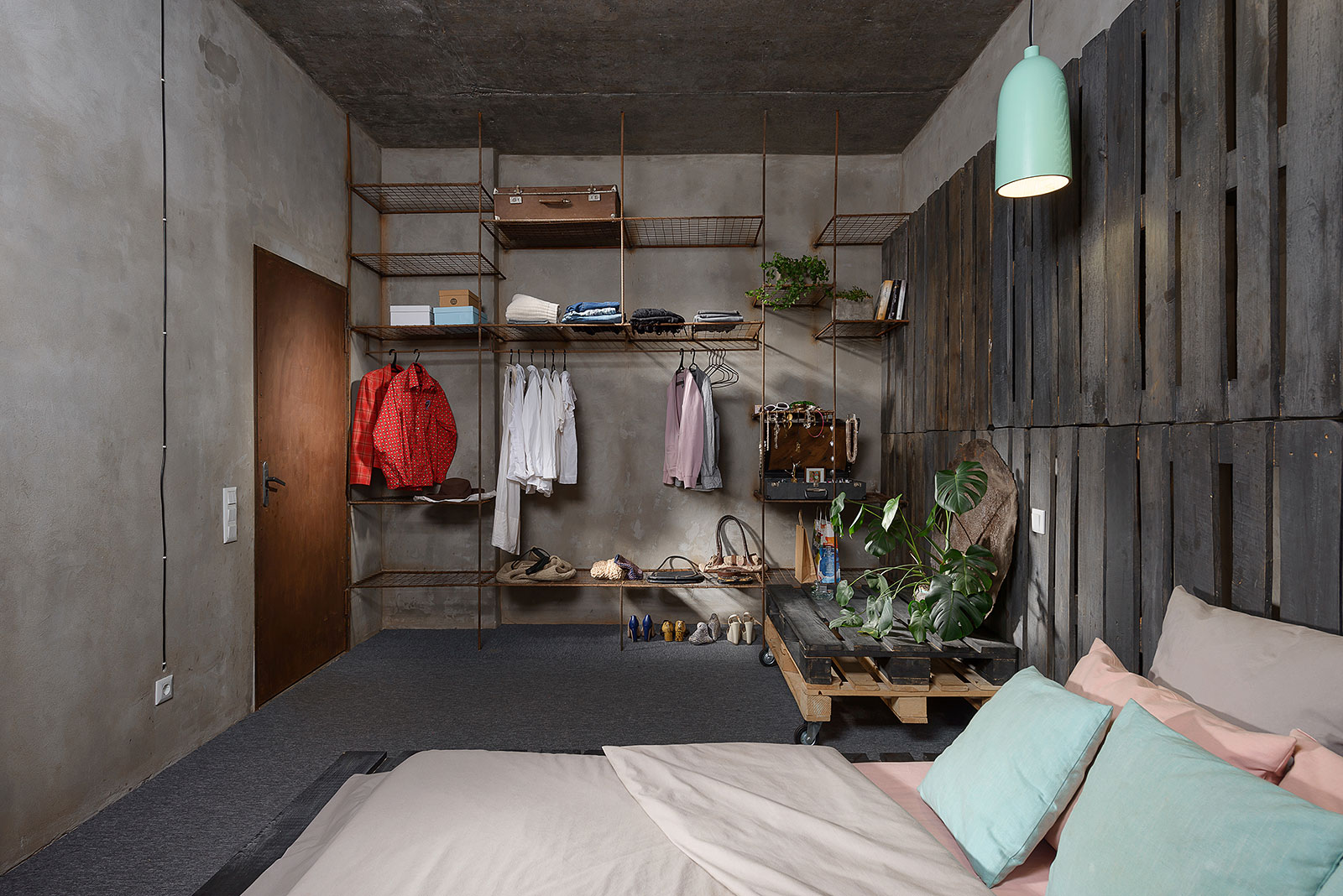 Industrial Style Bedroom - Wall With Shelving System