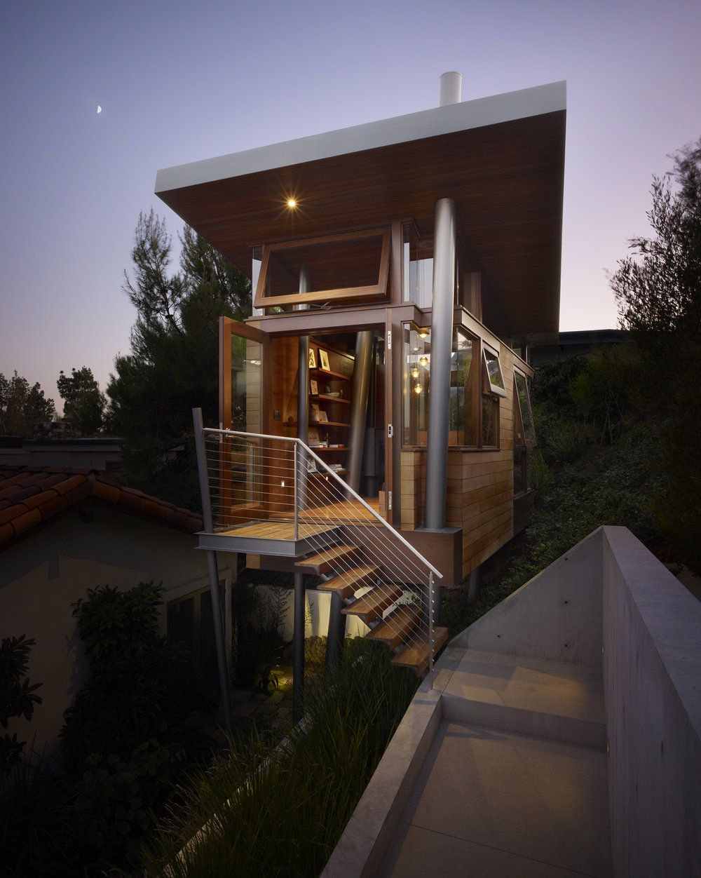 Banyan Drive Treehouse At Night