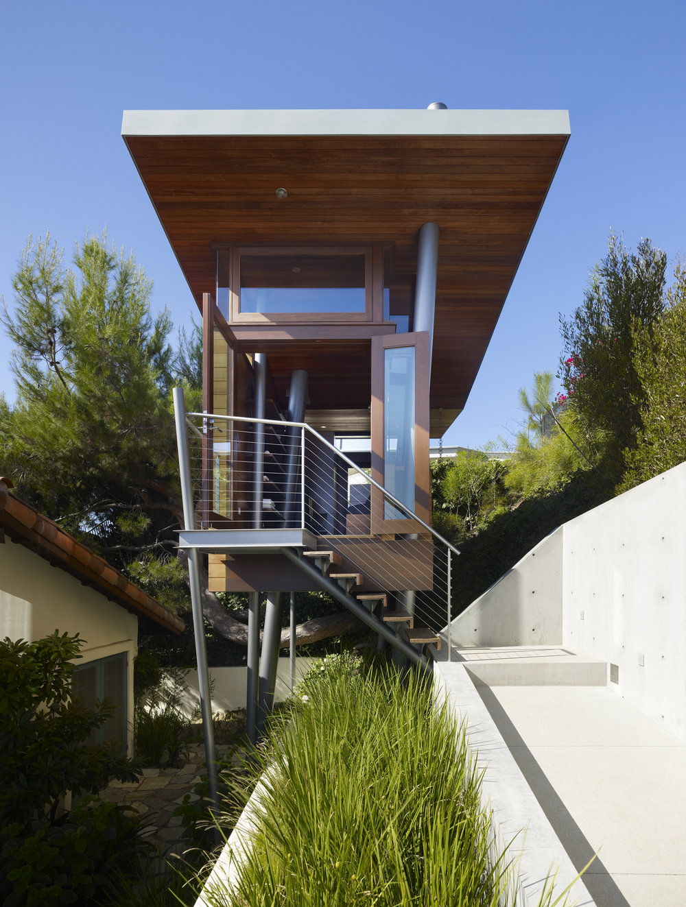 Banyan Drive Treehouse-Entrance