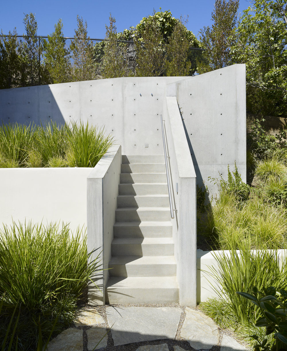 Banyan Drive Treehouse In La-Contemporary Exterior