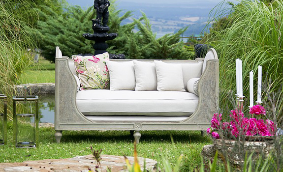 Design Trends to Make Your Garden Pop This Summer