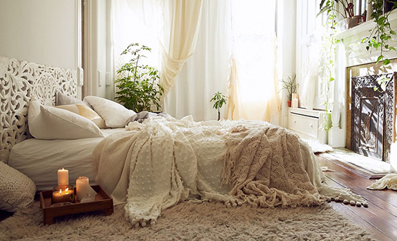 Easy Decorating Ideas For A Romantic Bedroom
