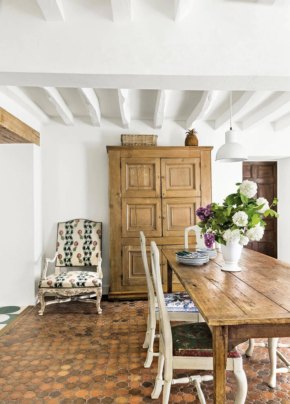 French Country Style Interior Design