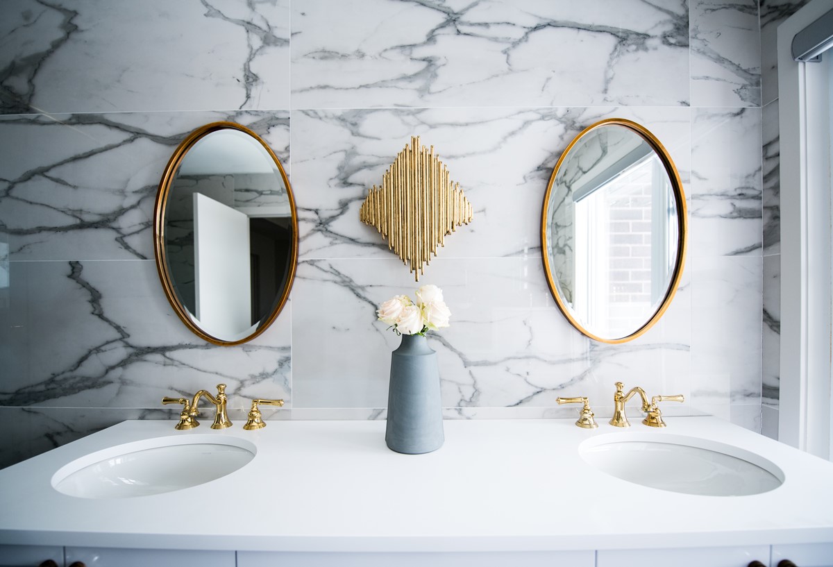 Golden Bathroom Fixtures