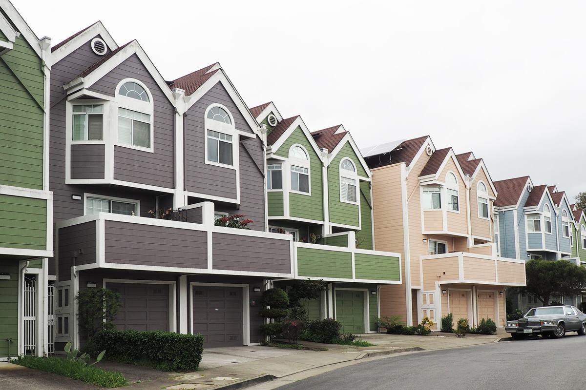 House Siding In Different Colors