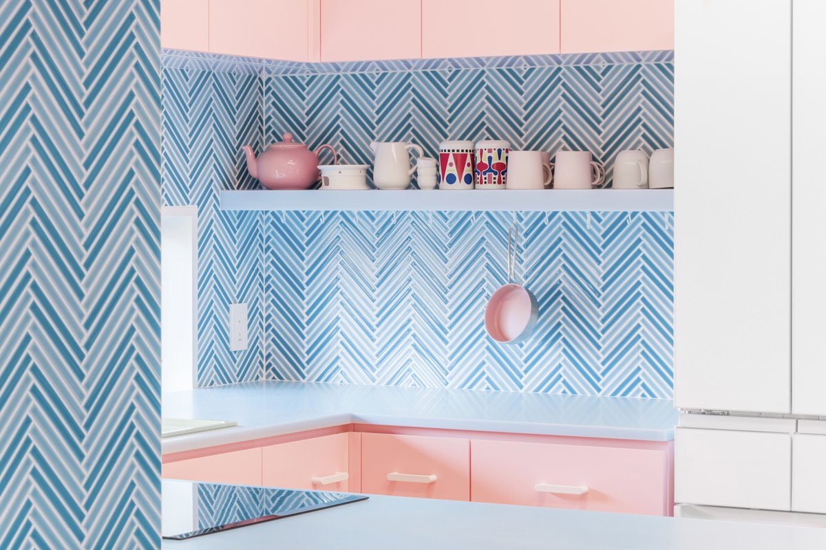 Kitchen In Pink And Blue