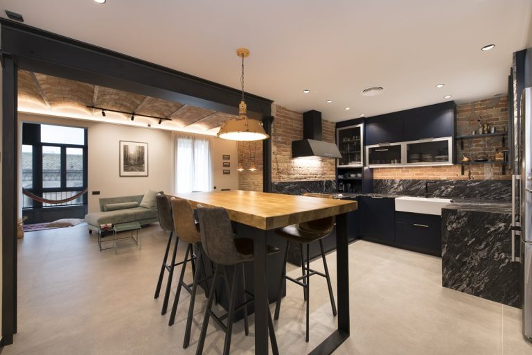 Flat Industrial Style photo