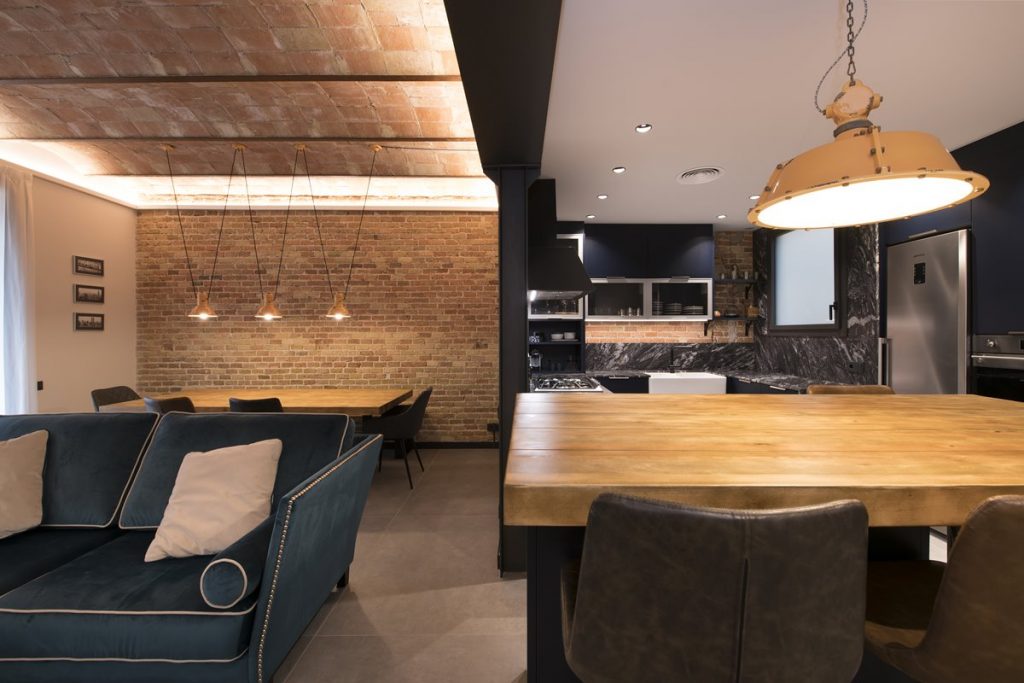 Picture of Contemporary Industrial Style Flat With Some Vintage Touches In ...