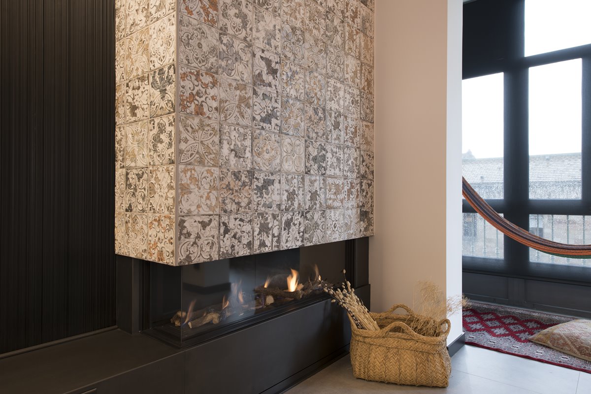 Modern Fireplace With Spanish Tiles