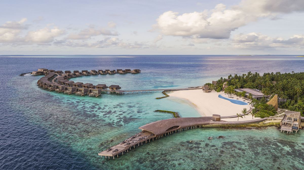 St. Regis Maldives Vommuli Resort - The Island