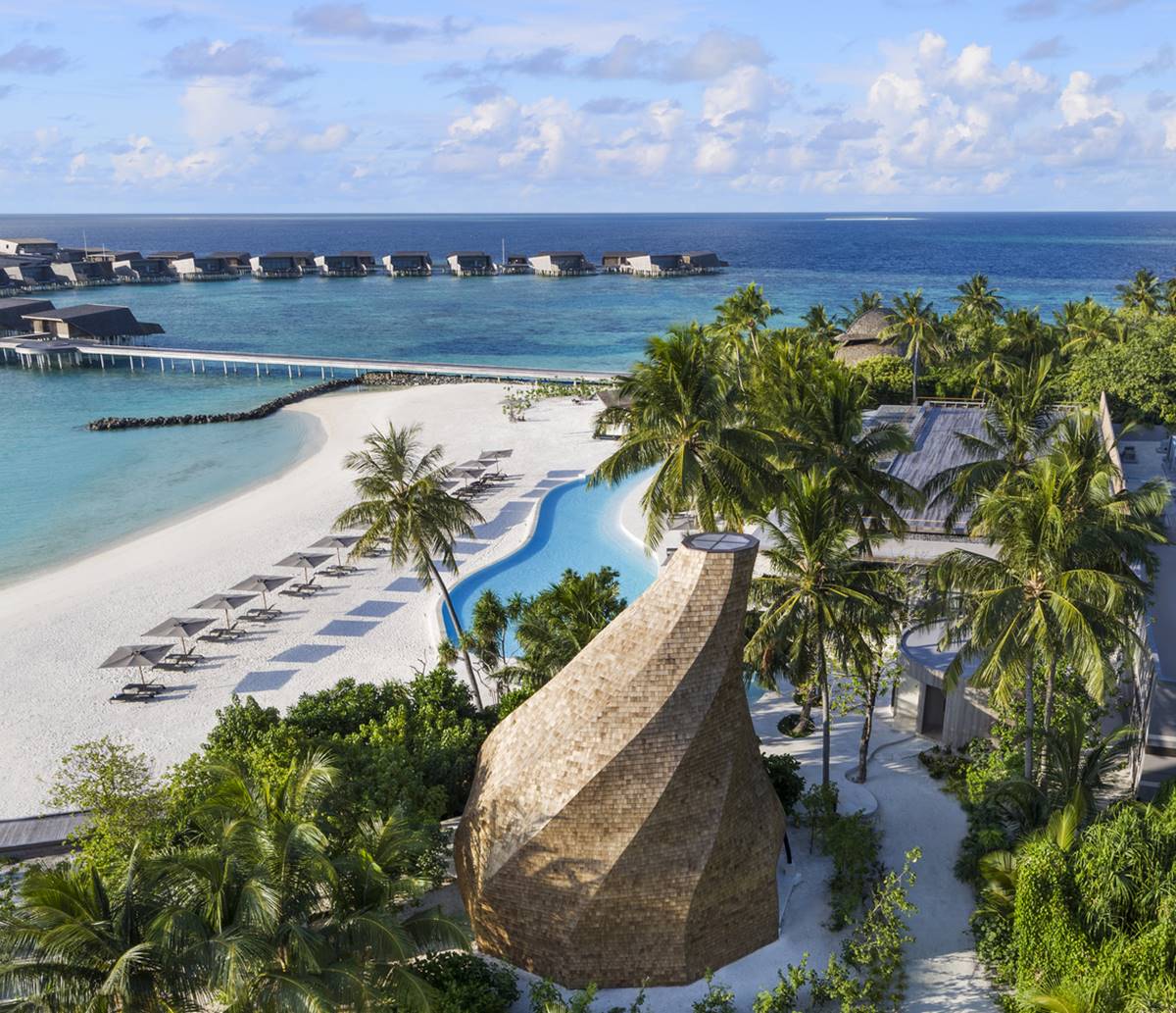 St. Regis Maldives Vommuli Resort - The Lagoon