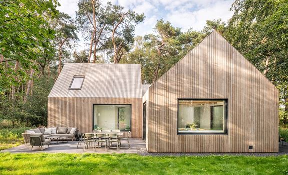 Beautiful Getaway Villa In The Pine Woods Of The Netherlands