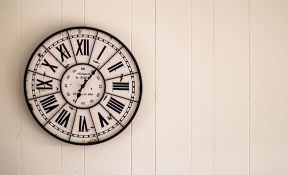 3 Steps For Choosing And Placing A Beautiful Wall Clock