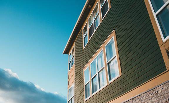 What to Look for When Choosing a Siding Contractor