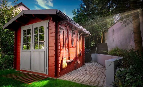 7 Reasons To Have A Backyard Shed