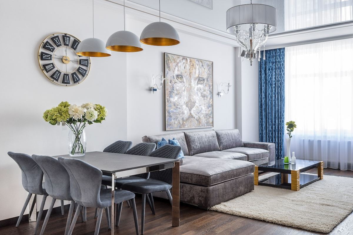 Pendant Lighting In Modern Apartment