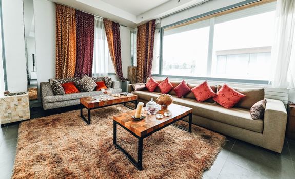 Explore Various Aspects Of Choosing A Luxury Rug That Complements Your Home.
